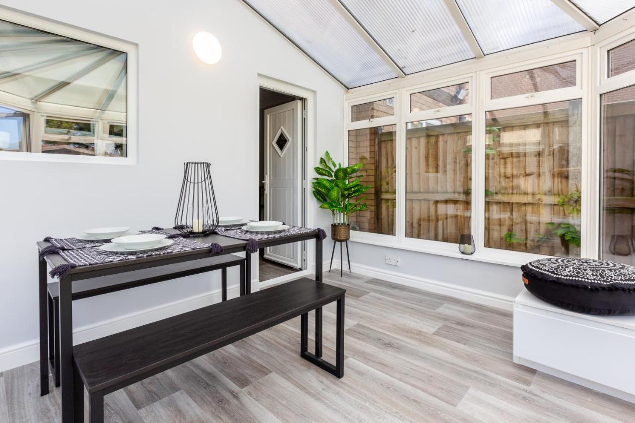 Curlew - 3 Bedrooms Wi-Fi, Parking, Contractors Thornton  Экстерьер фото