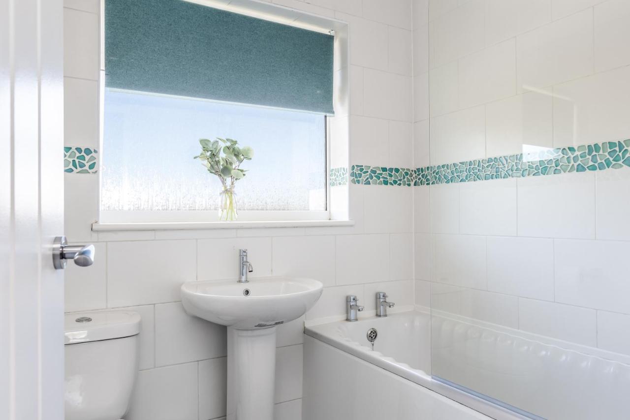 Curlew - 3 Bedrooms Wi-Fi, Parking, Contractors Thornton  Экстерьер фото